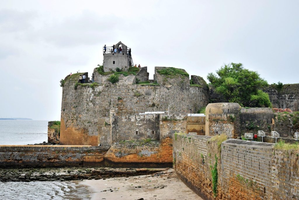 castle-6676809_1280