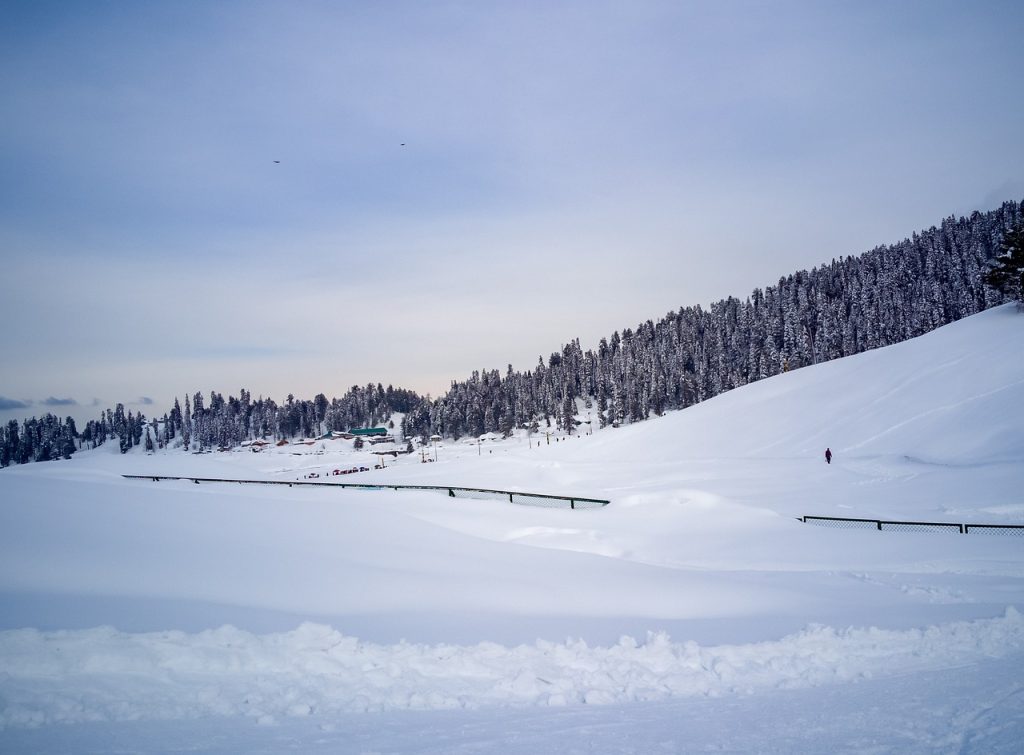 landscape-2149845_1280