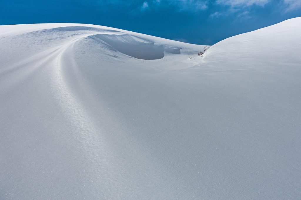 snow-4066640_1280